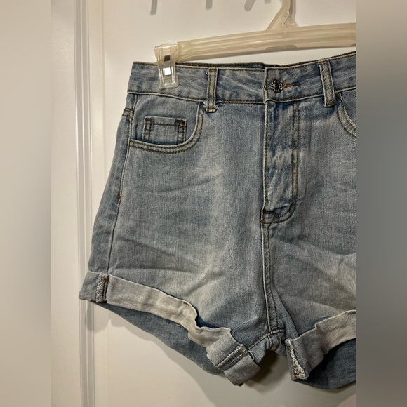 Shein High Rise Denim Shorts Size Medium - Picture 5 of 9